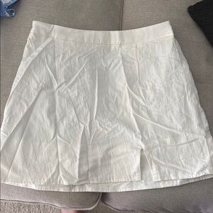 SHEIN White A-Line Mini Skirt with Front Slit